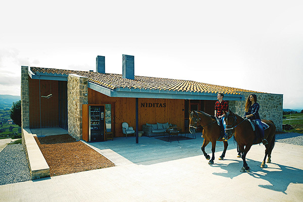 西班牙马术度假酒店NIDITAS视觉识别设计