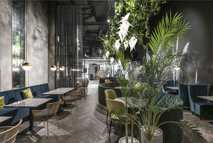 丛林主题风格的Manami餐厅设计