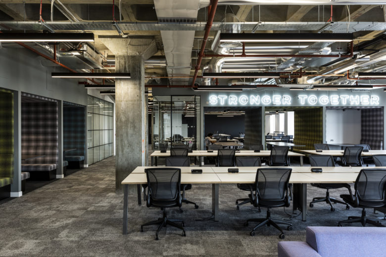 伦敦金融科技公司Revolut现代风格办公室设计