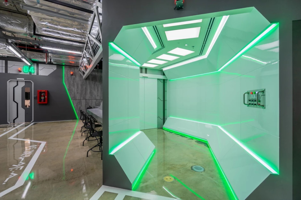 曼谷一间科幻主题风格的办公室设计