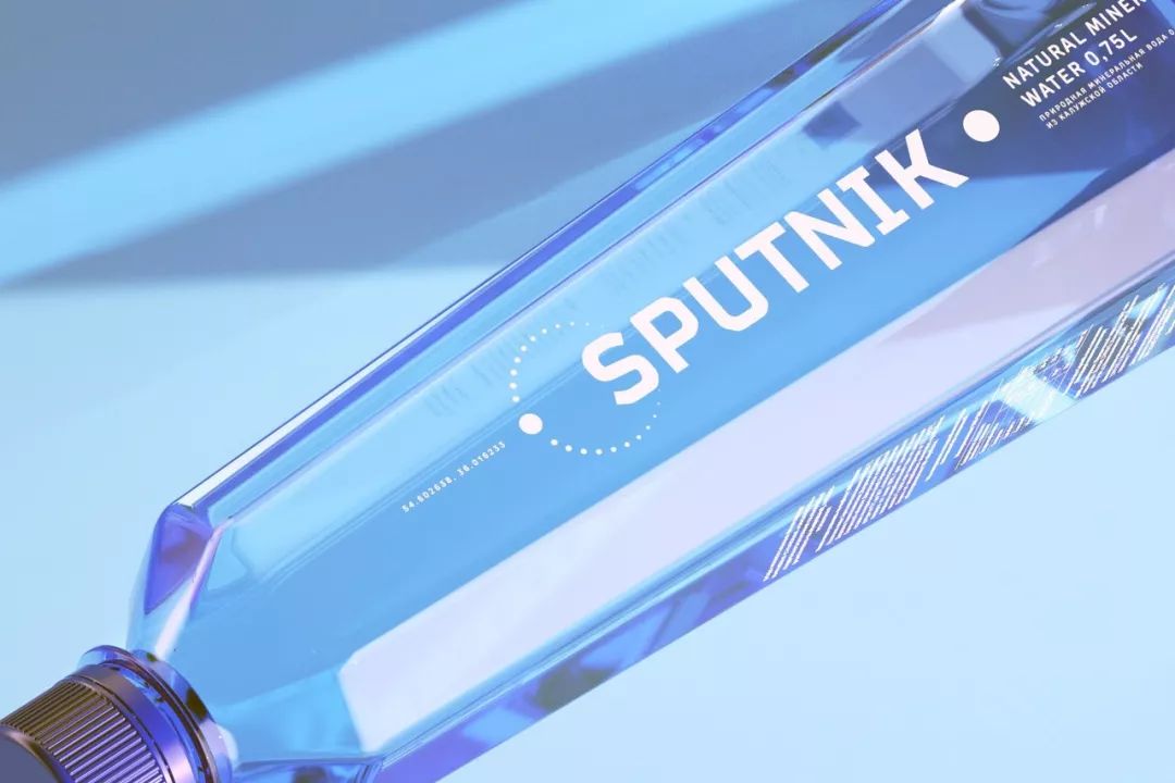 深邃蓝色：Sputnik water纯净水包装设计