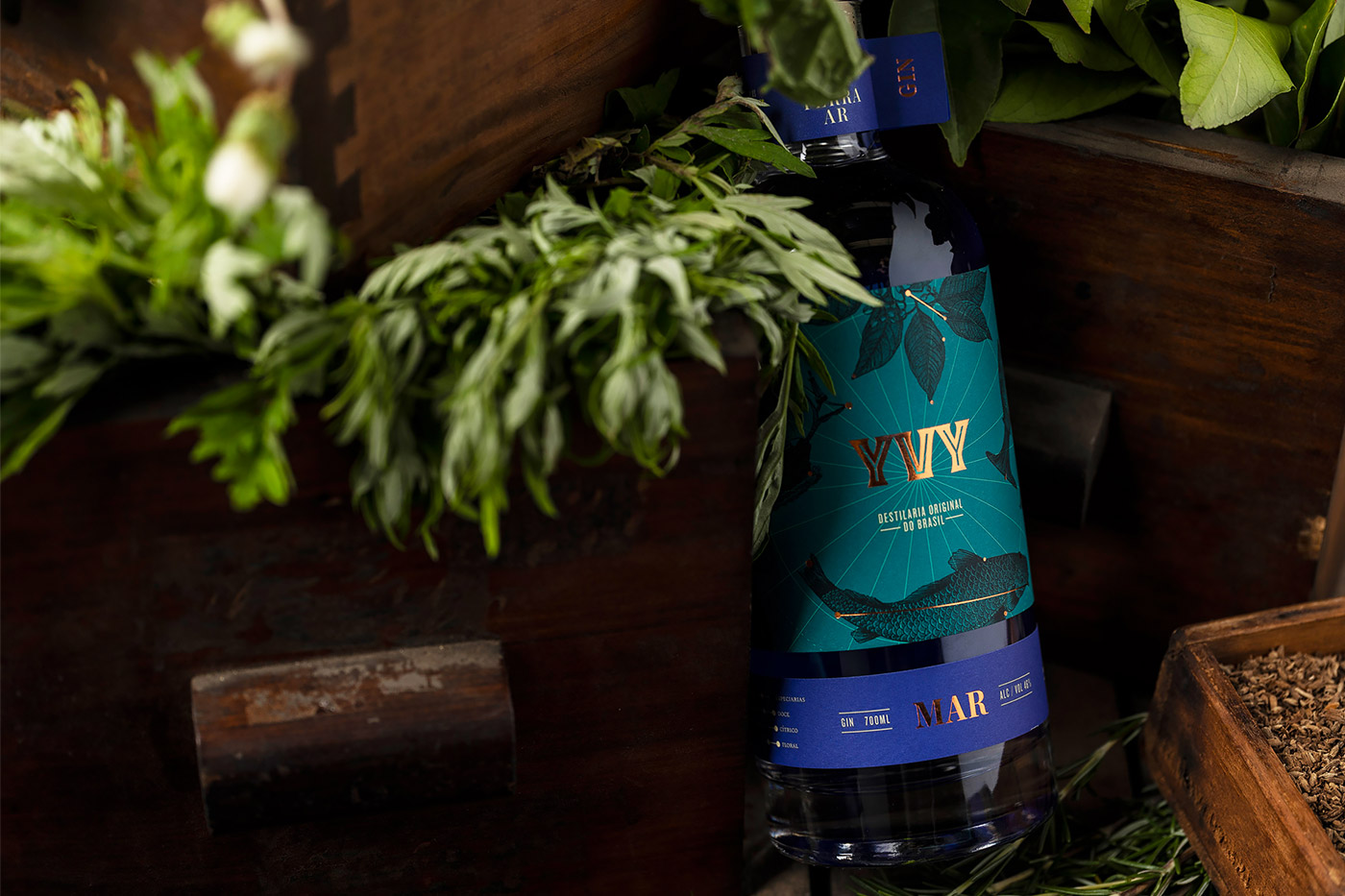 Yvy Mar酒品牌和包装设计