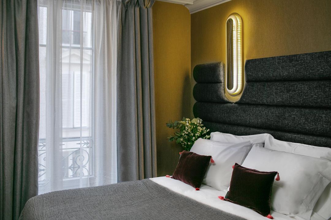 复古的浪漫风情 巴黎La Planque Hotel酒店