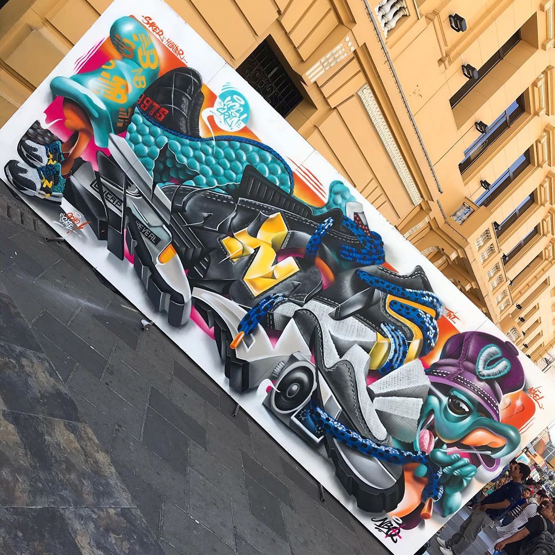 西班牙艺术家Ceser87用自己的名字创作的超写实街头涂鸦