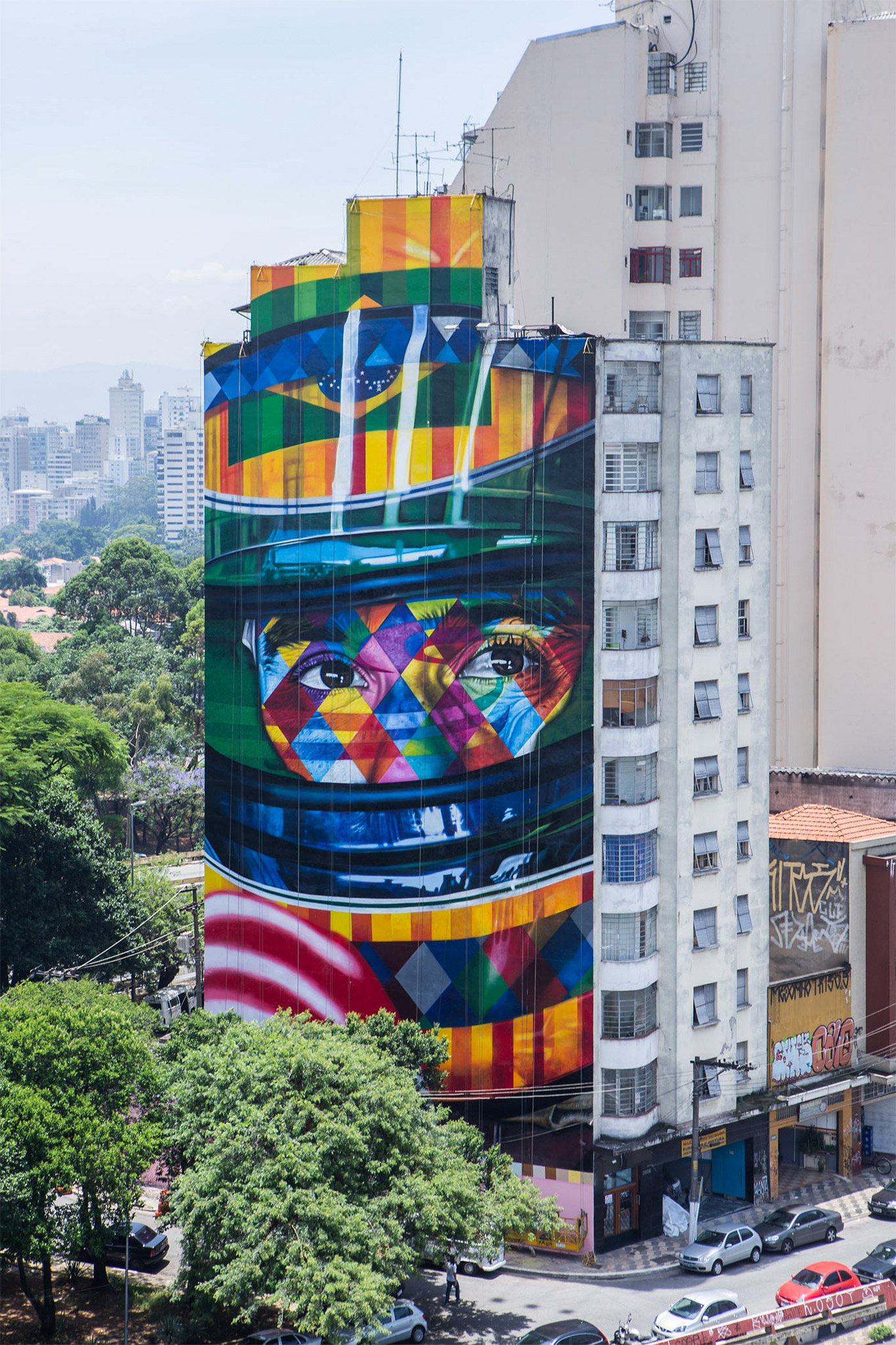 几何形状和鲜艳色彩完美结合，Eduardo Kobra街头壁画艺术