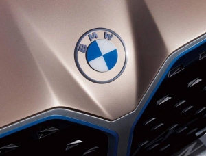 扁平化，年轻化！宝马汽车BMW新品牌LOGO