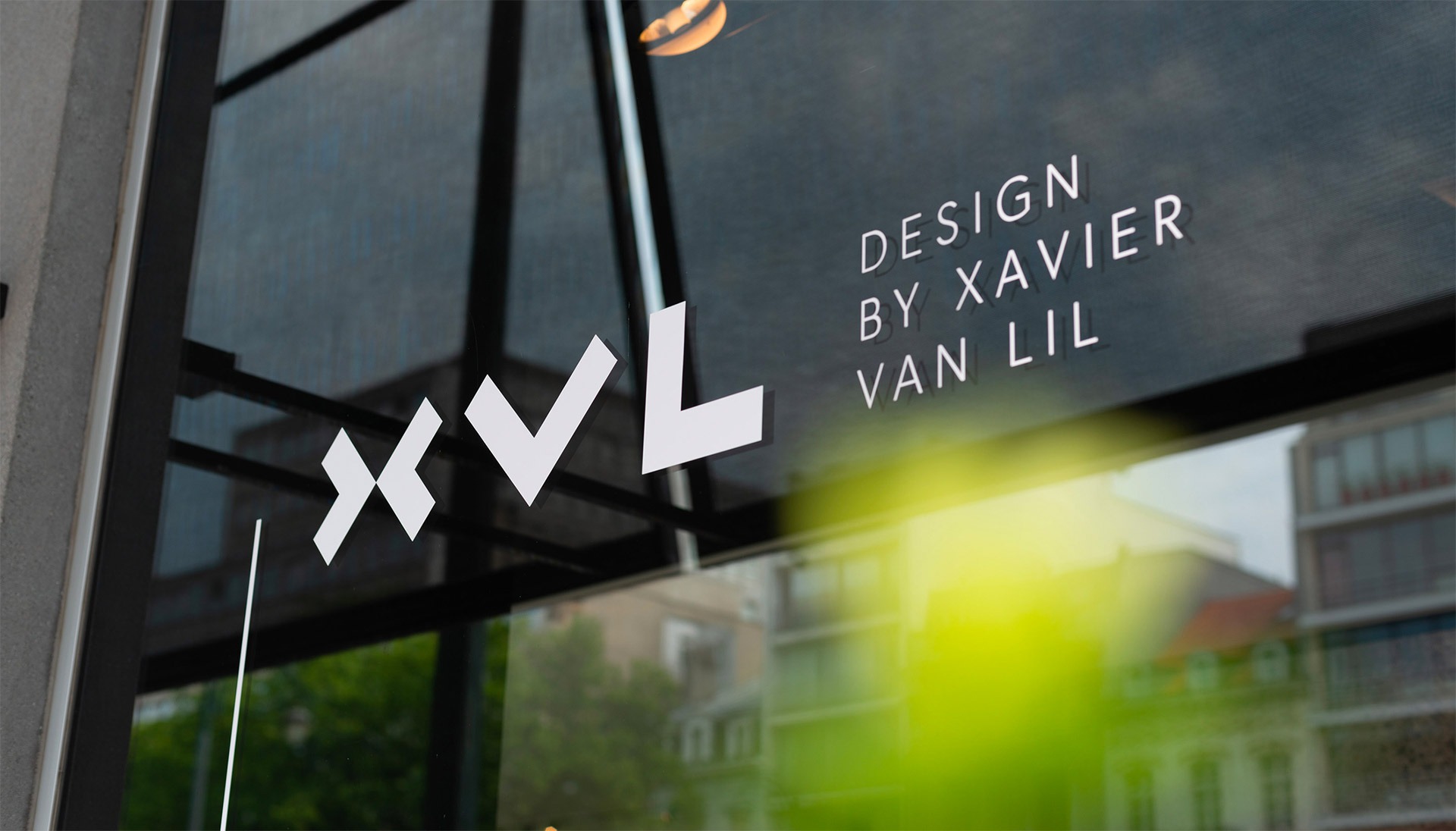 工业设计师Xavier Van Lil个人品牌形象设计