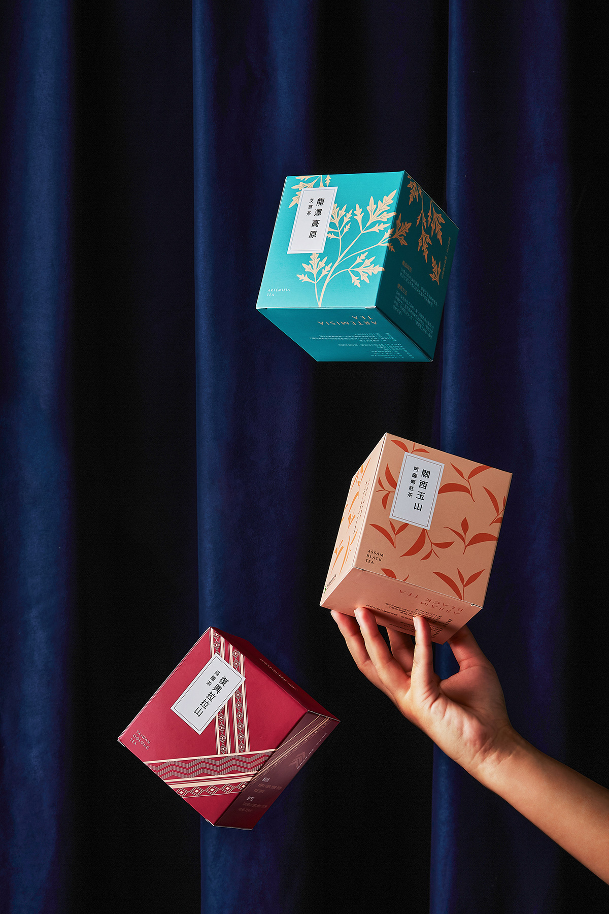 中国台湾织茶新年礼盒包装设计
