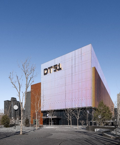 建筑与室内设计事务所Sybarite打造社区商场新形态——DT51