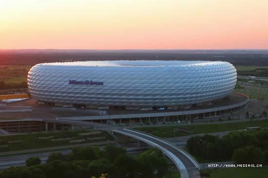 德国安联球场(Allianz Arena)设计欣赏