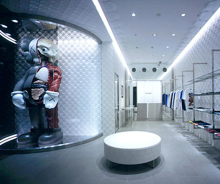日本BRAIN专卖店室内空间设计(一)