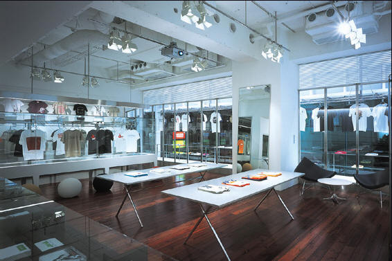 日本BRAIN专卖店室内空间设计(三)
