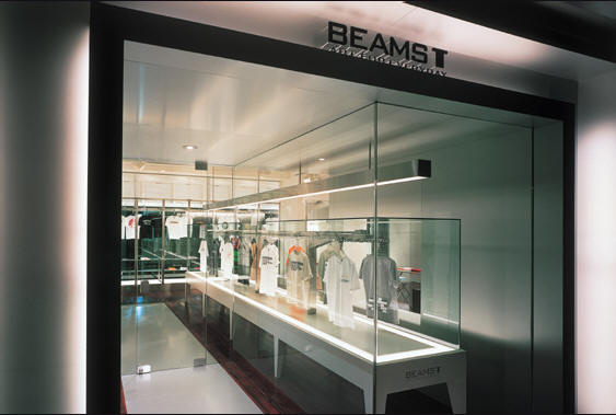 日本BRAIN专卖店室内空间设计(三)
