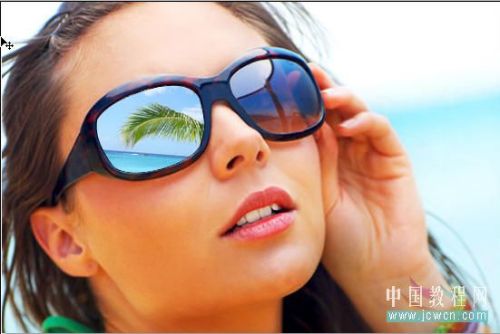 Photoshop为模拟太阳镜上的反光图像