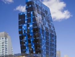 BernardTschumi作品:蓝玻璃大厦