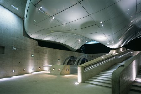 Zaha Hadid作品: Nordpark索道站台设计