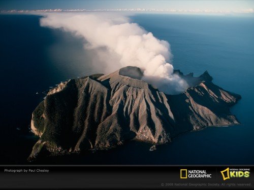 壮观的火山爆发摄影