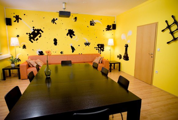 3FS工作室色彩丰富的办公空间设计