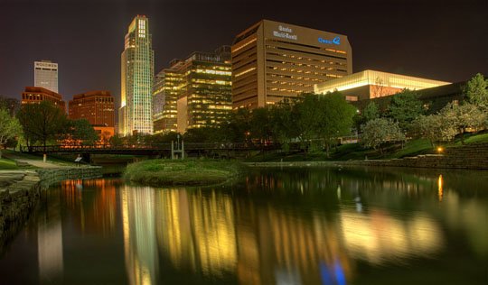 88张世界各地城市夜景摄影作品