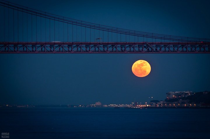 10张完美的超级月亮（Supermoon）摄影图片