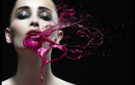 人物摄影：彩色的液体喷溅