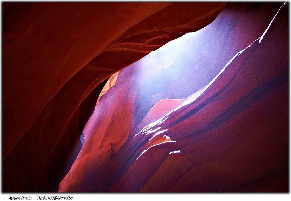 地质摄影：羚羊峡谷（Antelope Canyon)