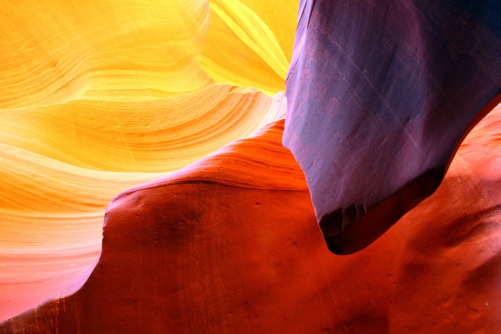 地质摄影：羚羊峡谷（Antelope Canyon)