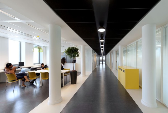 OIII Architects: 阿姆斯特丹大学新大楼室内设计