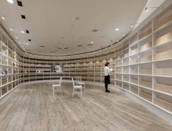 图书馆式的咖啡馆：东京星巴克概念店