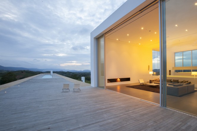 泰国150米超长度假别墅