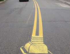 Roadsworth的马路涂鸦艺术