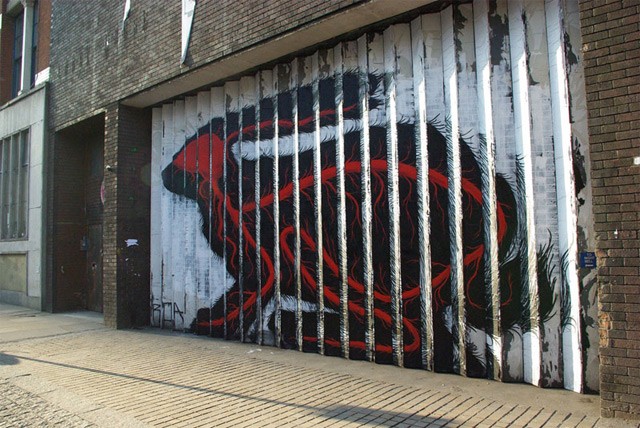 比利时Roa街头艺术作品：兔子