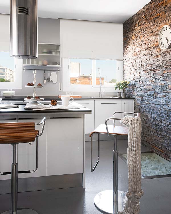 巴塞罗那舒适简约的顶层小公寓设计