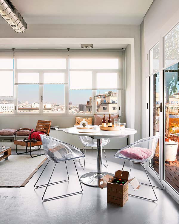 巴塞罗那舒适简约的顶层小公寓设计