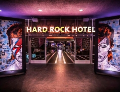 充满摇滚魅力的加州棕榈泉硬石酒店(Hard Rock Hotel)