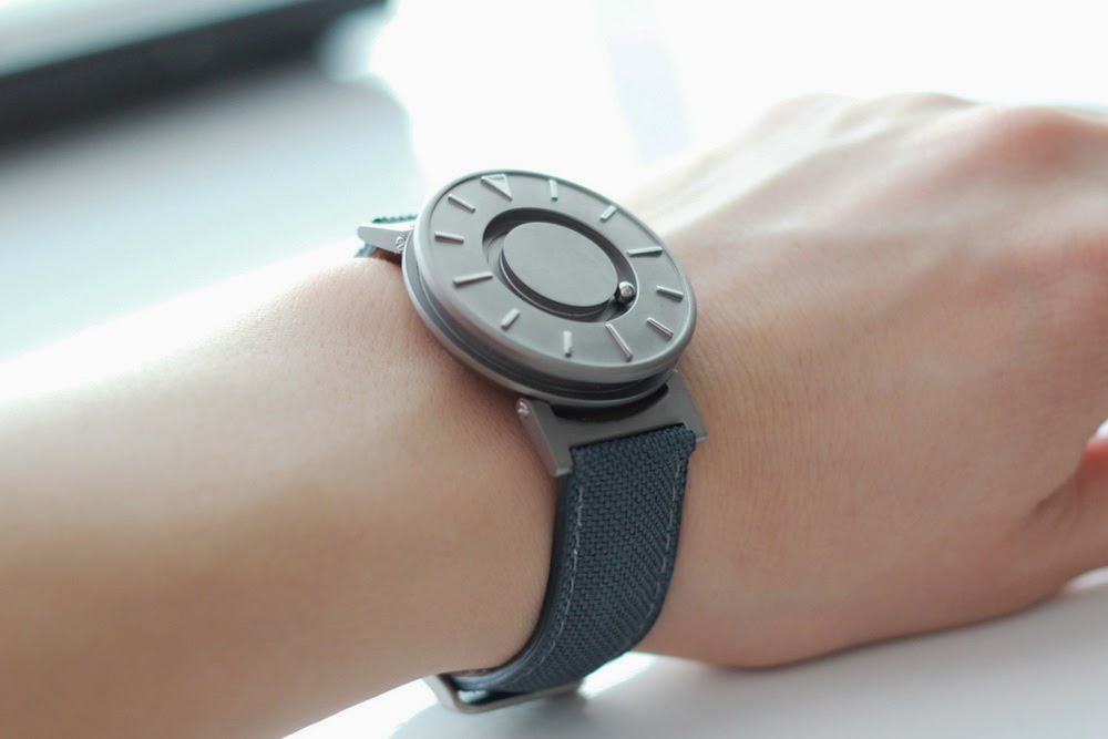 bradley:为盲人设计的创新触觉手表