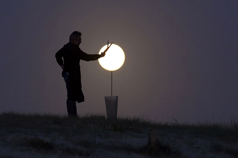 法国摄影师Laurent Laveder:与月亮游戏