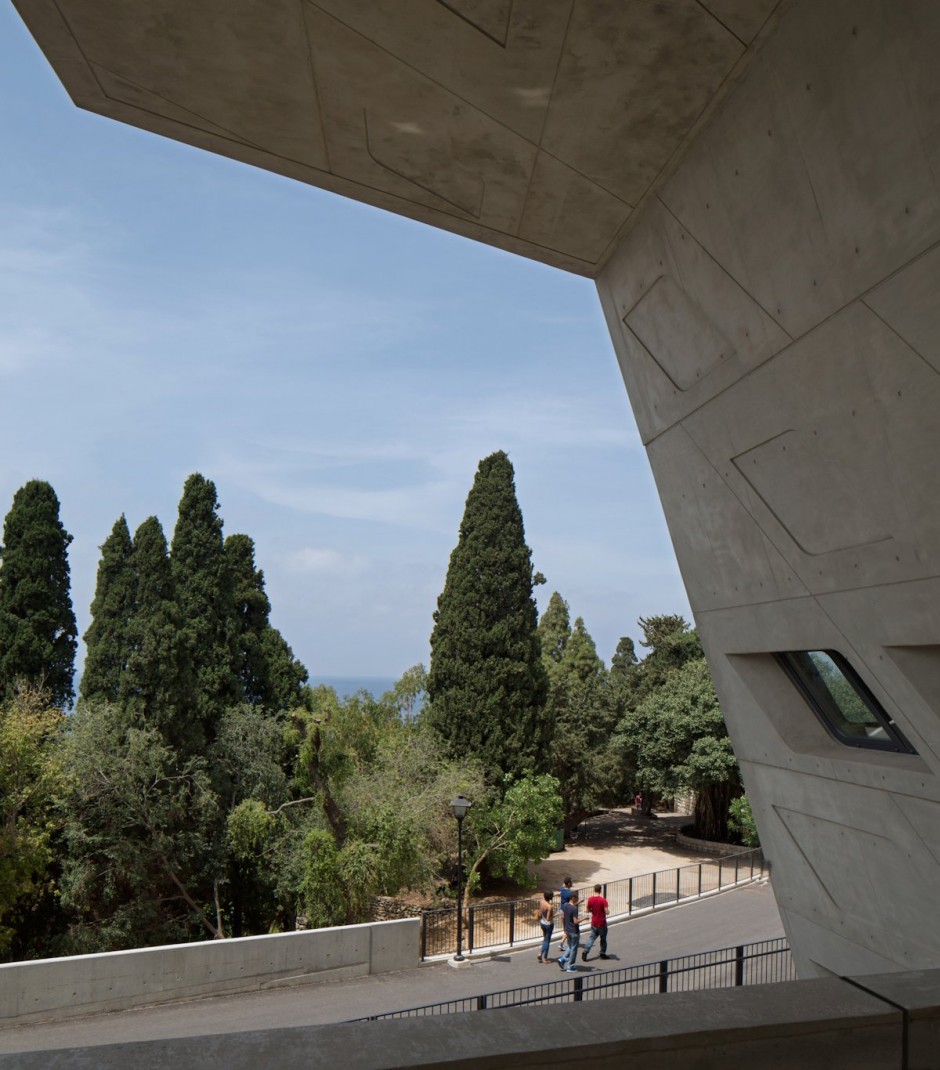 Zaha Hadid Architects:黎巴嫩Issam Fares国际关系学院