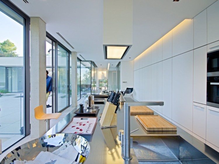 极简典雅的法国Maison ART豪华别墅欣赏