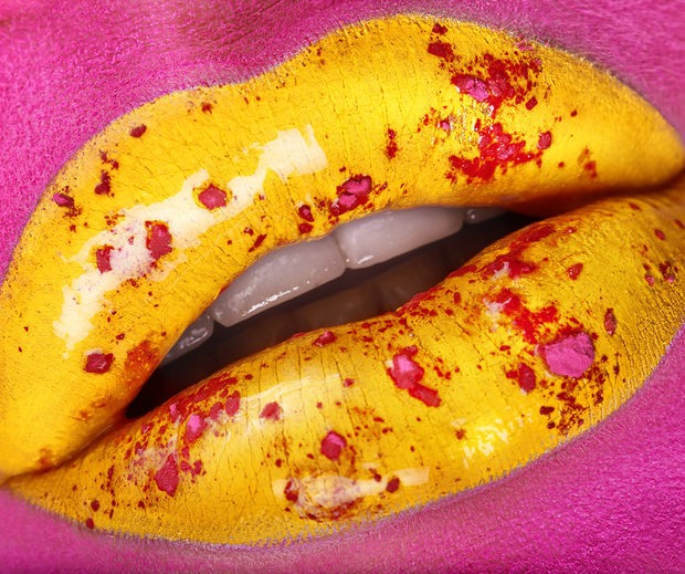 迷人的嘴唇和眼睛:Ilya Rattman摄影作品欣赏