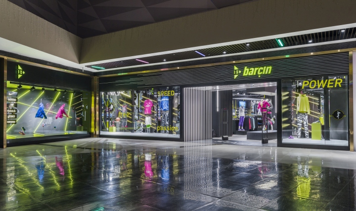动感时尚的土耳其Barcin体育用品商店