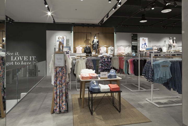 快时尚品牌Lindex伦敦专卖店室内空间设计