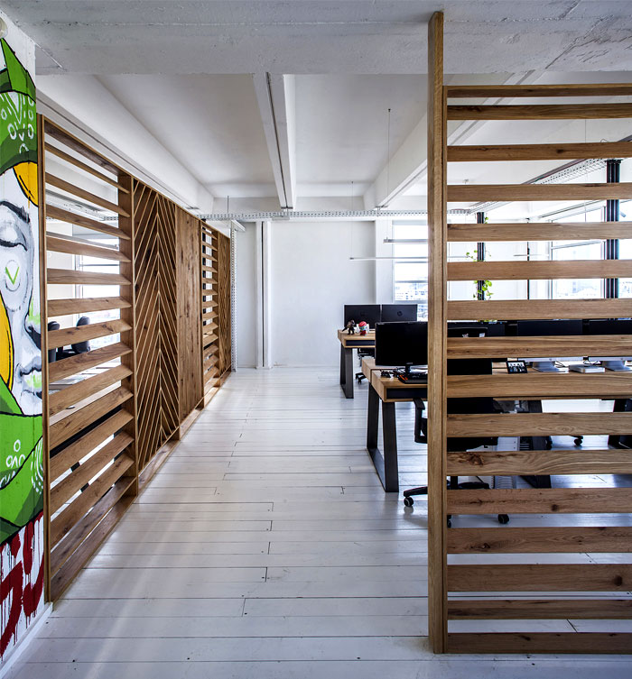 涂鸦的墙壁和个性的艺术造型:Dynamic办公空间设计