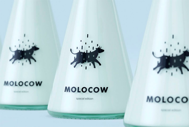 UFO造型的Molocow牛奶包装设计