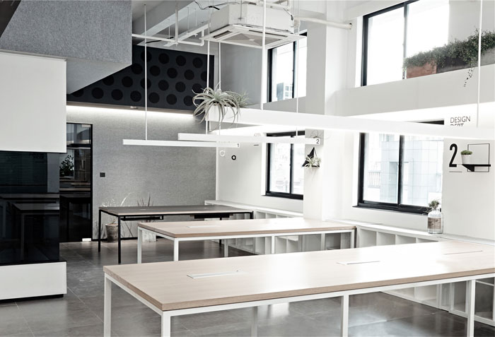 RIGIdesign优雅简约的办公空间设计