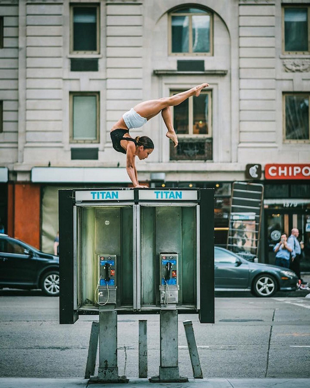 喧嚣中的优雅 纽约街头的芭蕾舞者