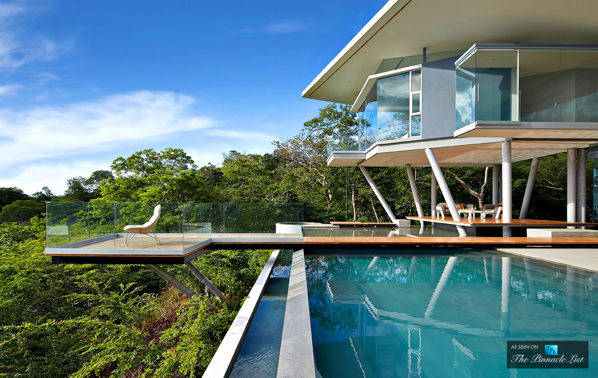 环绕热带森林 俯瞰美丽大海：哥斯达黎加Indios Desnudos豪宅