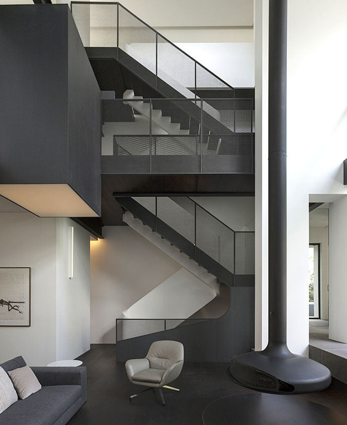 悉尼MCK architects把仓库改造为现代住宅空间