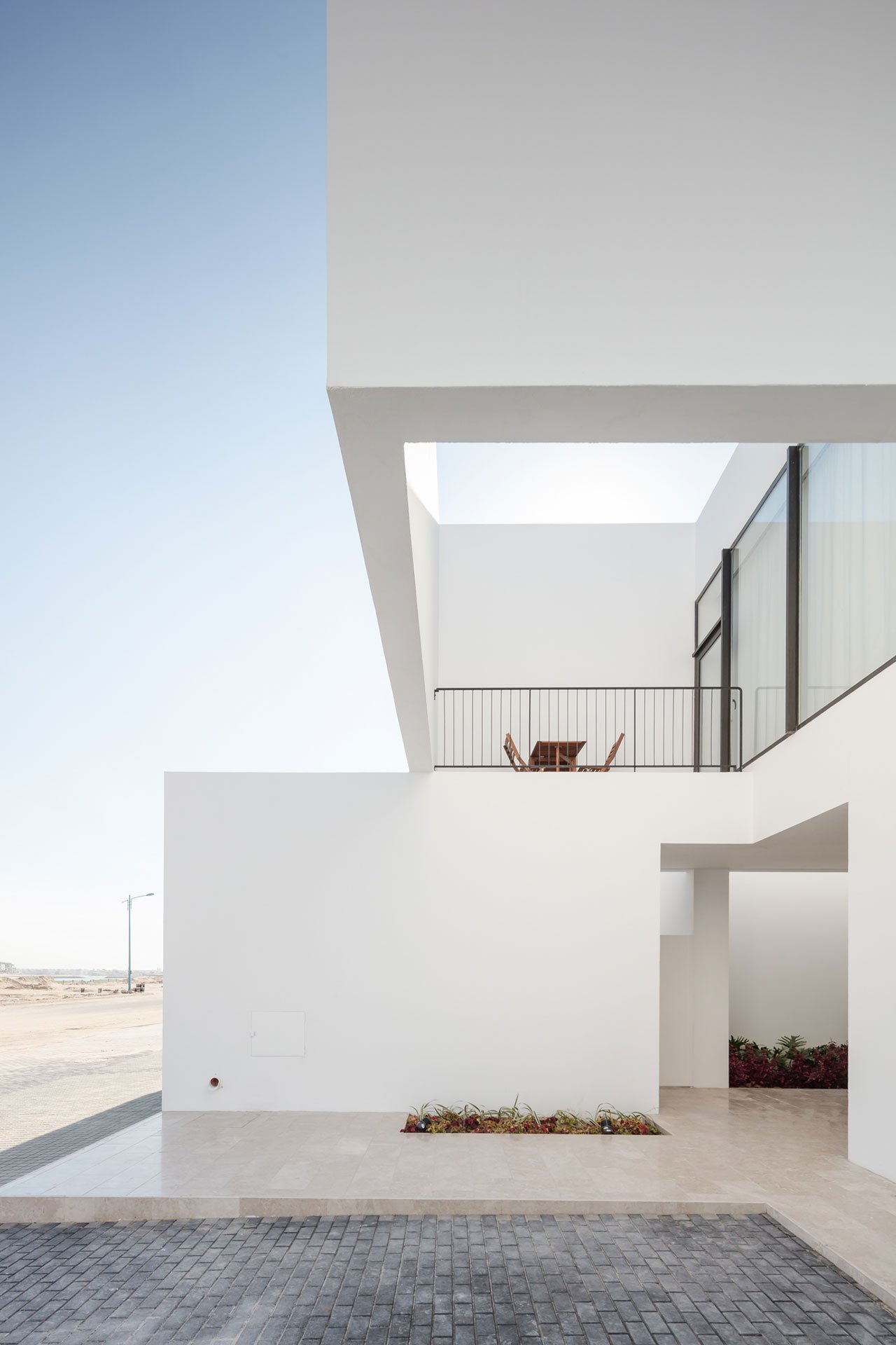 现代极简主义遇上立体派：科威特AREIA别墅设计